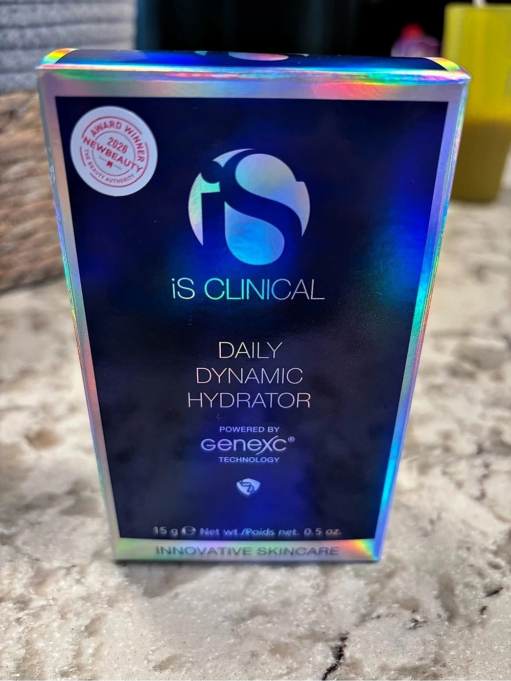iS CLINICAL Daily Dynamic Hydrator NWT